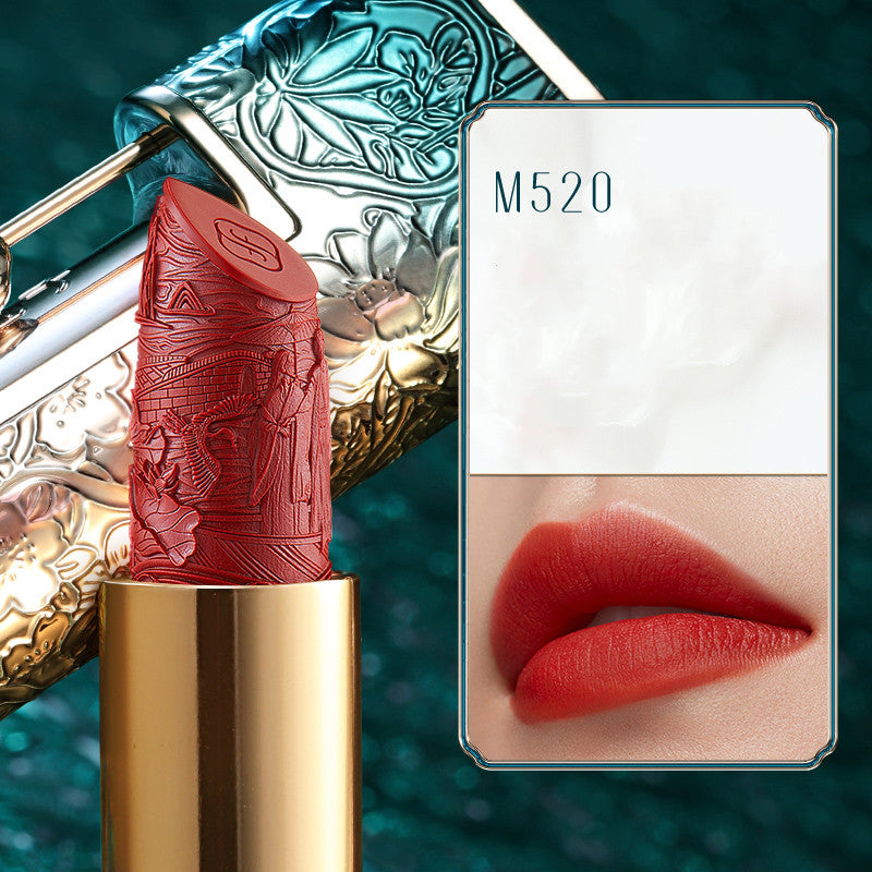 Long-Lasting Matte Lipstick