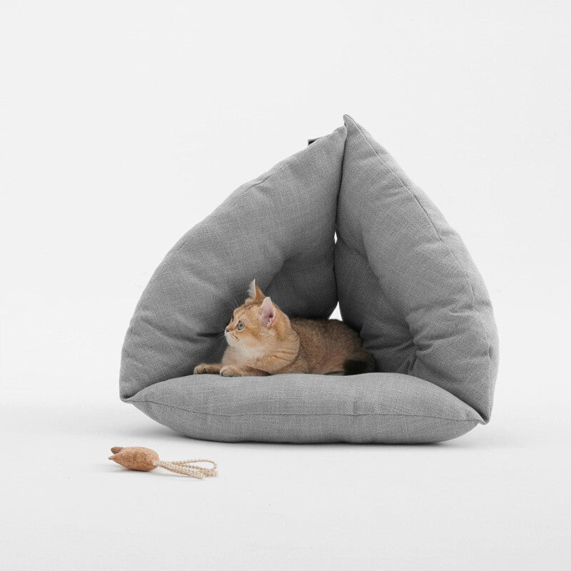 Triangular Cat Nest